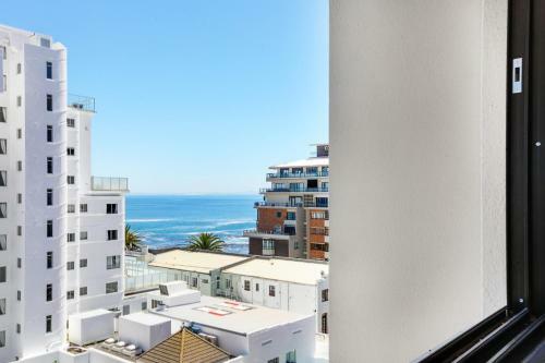 Atlantic Apartment With Bantry Bay Seaviews