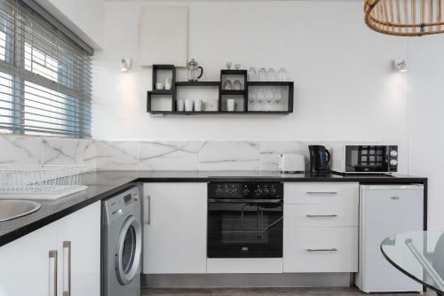 Cascades Apartments By Propr