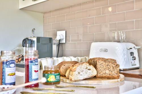 Bed & Breakfast Devonport House