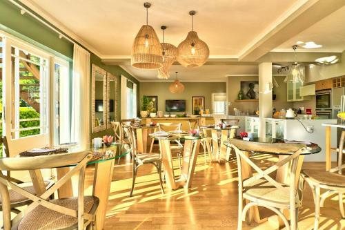 Bed & Breakfast Devonport House