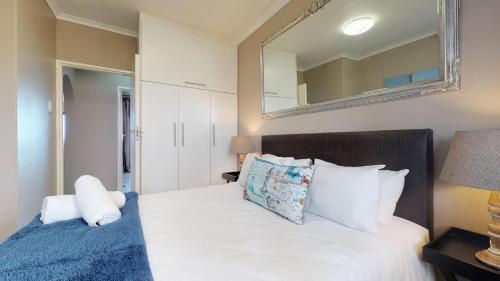 Apartamento Malata Beachfront Condo 27
