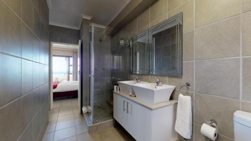 Apartamento Malata Beachfront Condo 27
