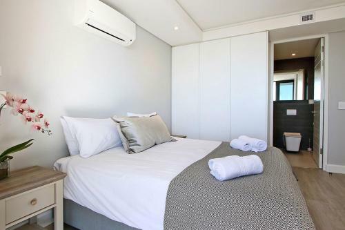 35 On Main Sea Facing Apartment