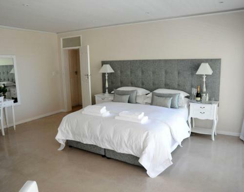 Hostal Thyme Wellness Spa And Guesthouse