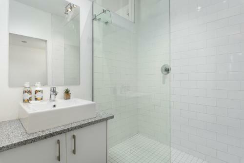 Keerom Apartments By Propr