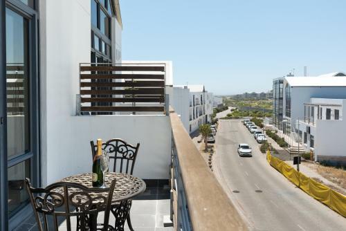 Eden On The Bay Apartments