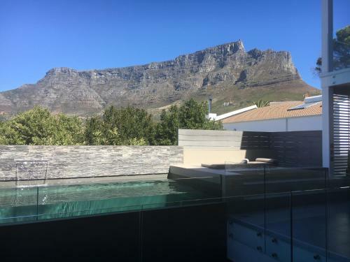 Hostal Bayview Boutique Guesthouse