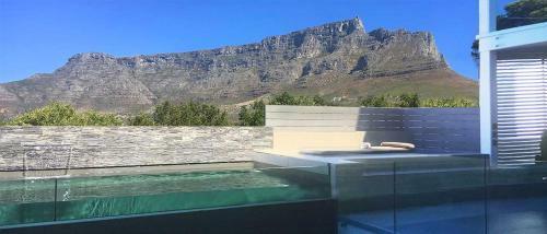 Hostal Bayview Boutique Guesthouse