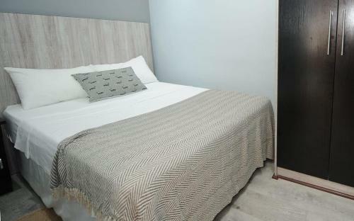Hostal Elly Lodge