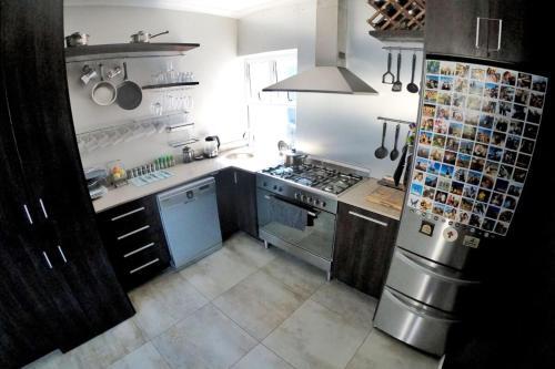Apartamento 2 Bedroom With Harbour And Mountain Views!