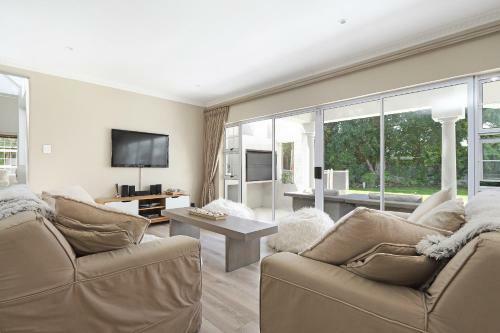 Sunset Beach Villa At 35c