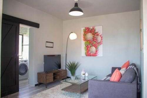 Modern Penthouse Apartment. City Center. 11.1