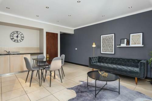 Icon Apartments
