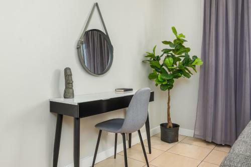 Icon Apartments