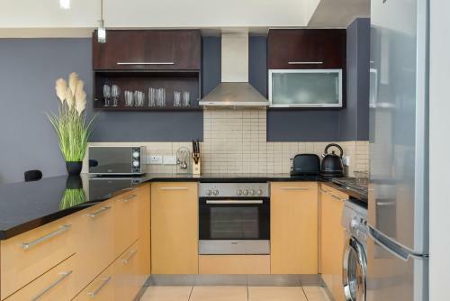 Icon Apartments