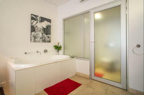 Apartamento Adderley, Fantastic City Centre Pad