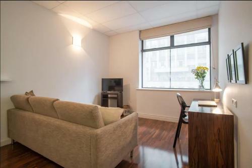 Apartamento Adderley, Fantastic City Centre Pad