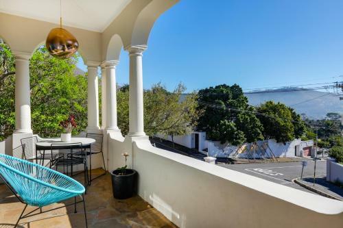 Victorian Manor House On Table Mountain
