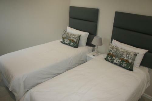 71 Sea Lodge Beachfront Apartment