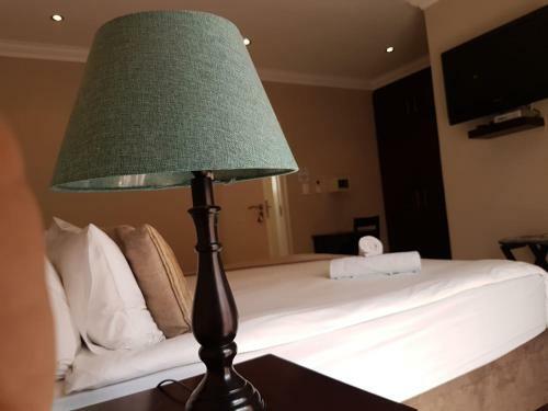 Hostal Fairview Bed And Breakfast - Double Bedroom 5