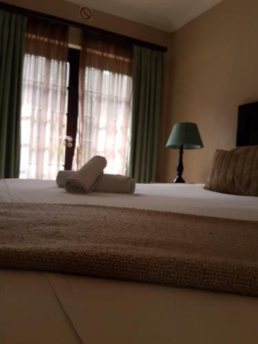 Hostal Fairview Bed And Breakfast - Double Bedroom 5
