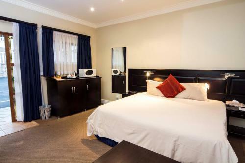 Hostal Albion Manor