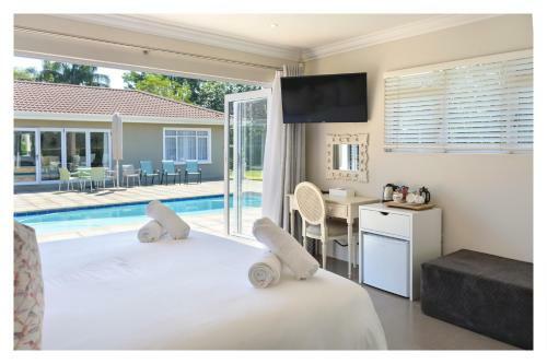 66 On Monzali 4 Star Luxury B&B