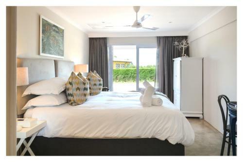 66 On Monzali 4 Star Luxury B&B