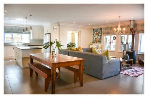 66 On Monzali 4 Star Luxury B&B
