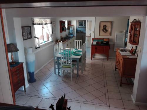 Hostal A1 Bay View
