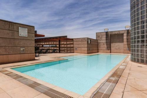 Apartamento Alimama Spaces: The Manson's Raphael