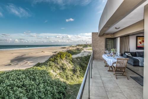 Apartamento Paradise Sands - Self Catering Flat With A Breathtaking Sea View