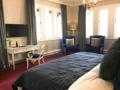 Hotel Rand Club Suites
