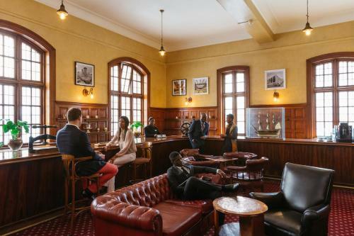 Hotel Rand Club Suites