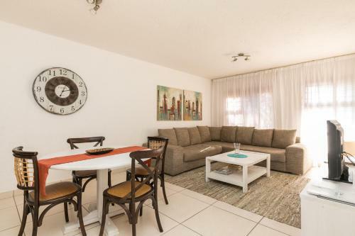 Apartamento 13 Morningsun Gardens