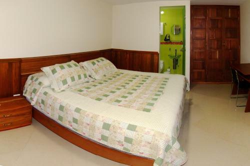 Apartahotel Vincent Suites