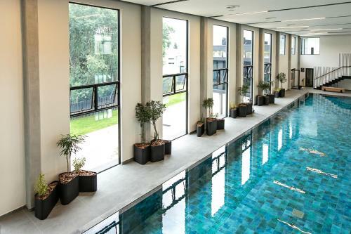 The Emerald Apartments