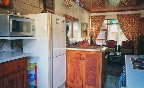 Ellipsis Cottage