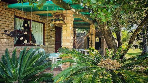 Ellipsis Cottage