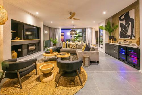 Villa Island Retreat
