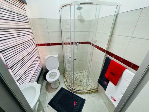 Hostal Aha Airport Accommodation