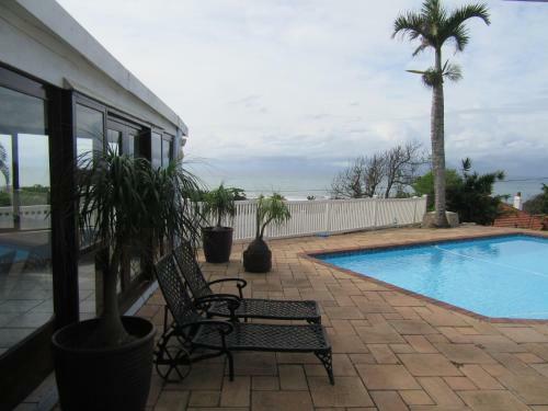 Admirals Retreat