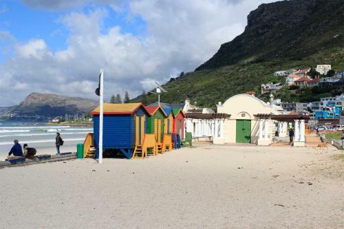 Apartamento Beachside Bliss Muizenberg Beachfront