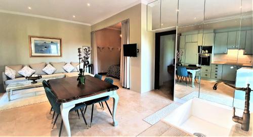 Hostal Bakenhof Winelands Lodge