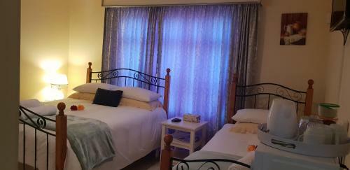 Hostal Ebenezer Guesthouse Bluewater Bay