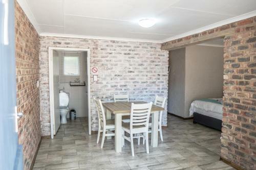Hostal Opstal Guestfarm