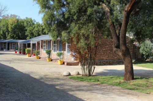 Hostal Opstal Guestfarm