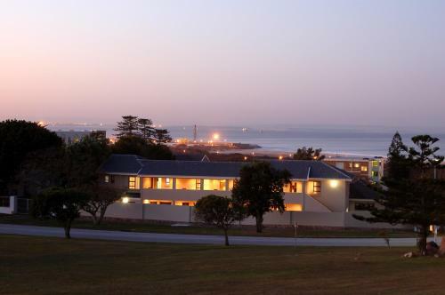 Hostal Guest Lodge - Self Catering With Choice Of Breakfast