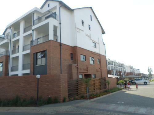 Apartamento The Blyde Crystal Lagoon Cologne4