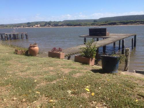 Albergue Riverfront Homestay